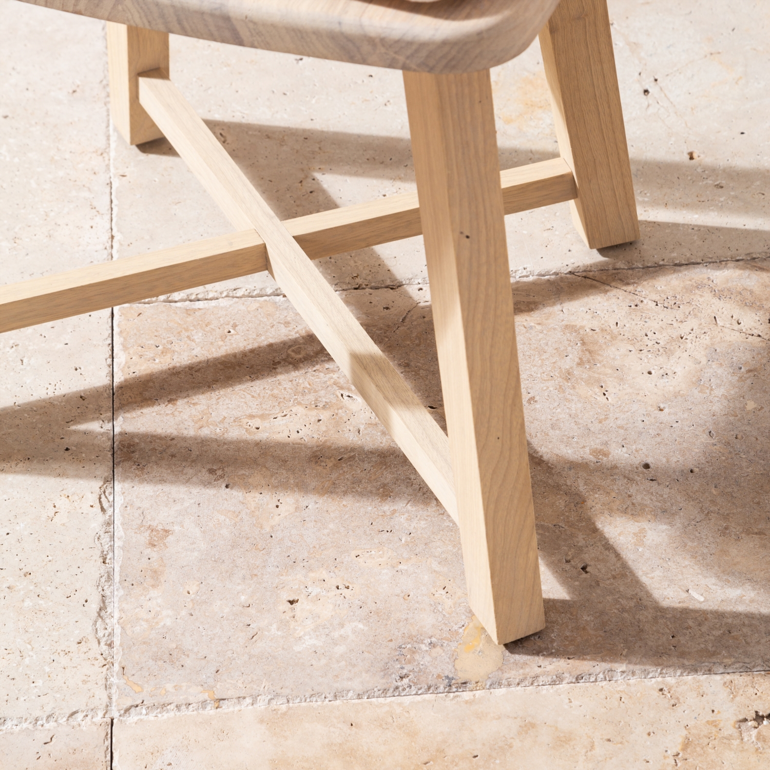 COLMAR  KOLÇAKLI SANDALYE