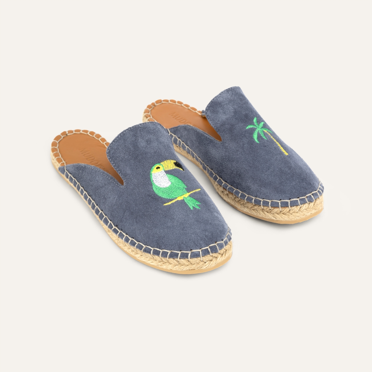 İŞLEMELİ SÜET DERİ TERLİK