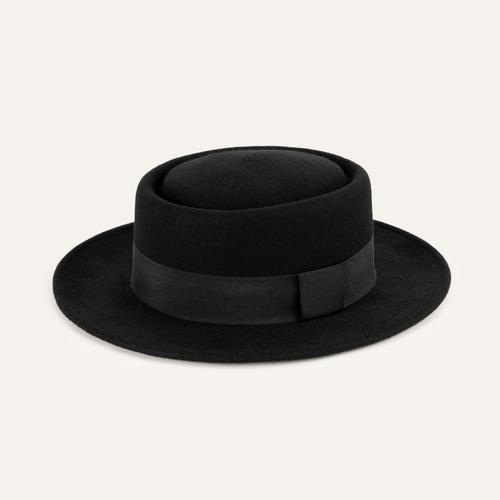  ŞERİT DETAYLI FÖTR YÜN ŞAPKA