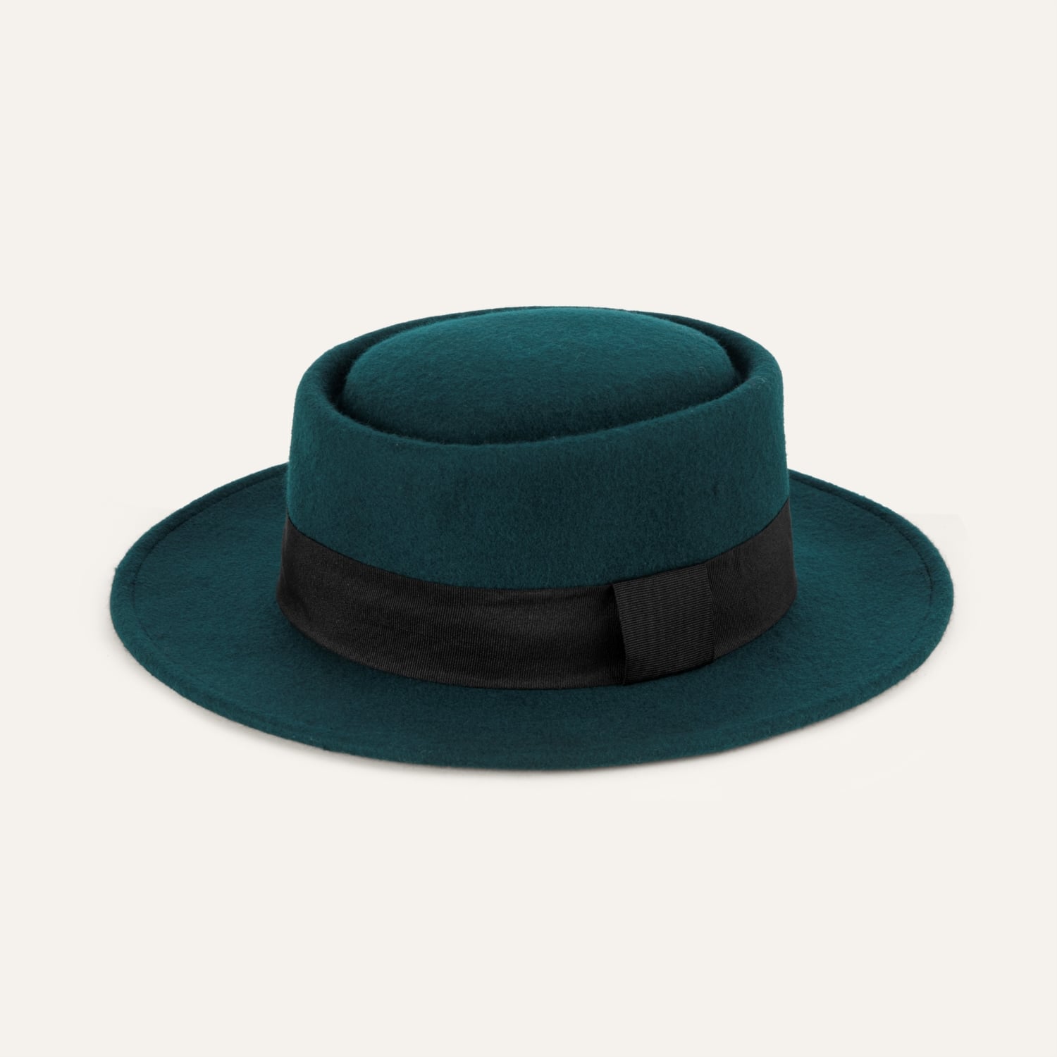 ŞERİT DETAYLI FÖTR YÜN ŞAPKA