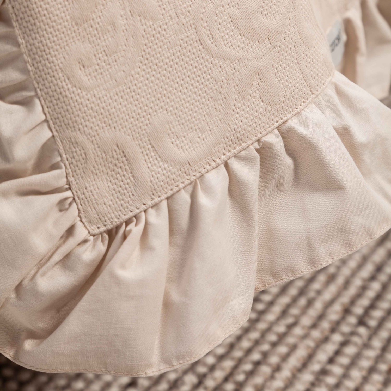 BELL ÇİFT KİŞİLİK YATAK ÖRTÜSÜ TAKIMI BEJ 240X240