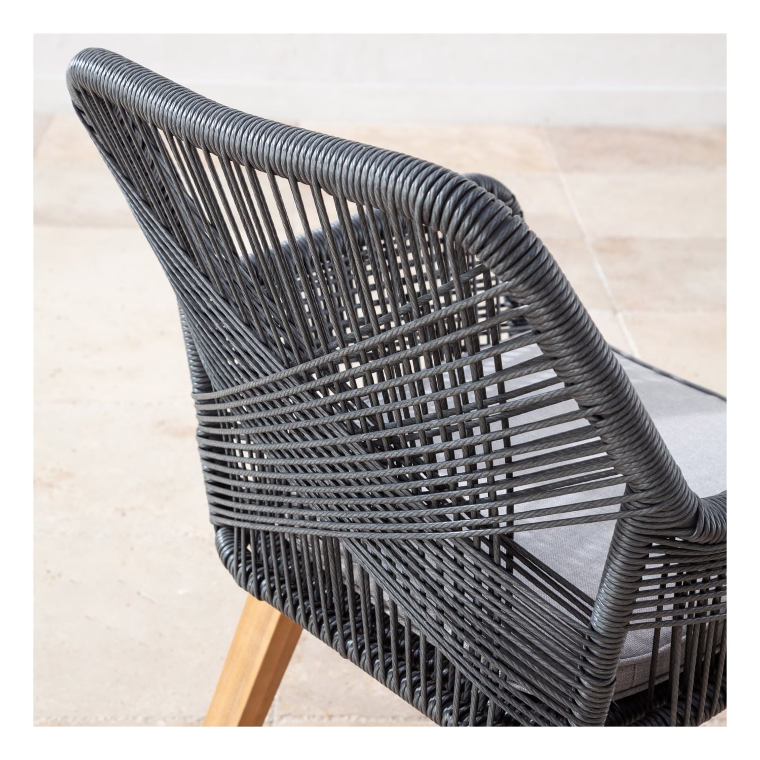 ALBES KOLÇAKLI SANDALYE