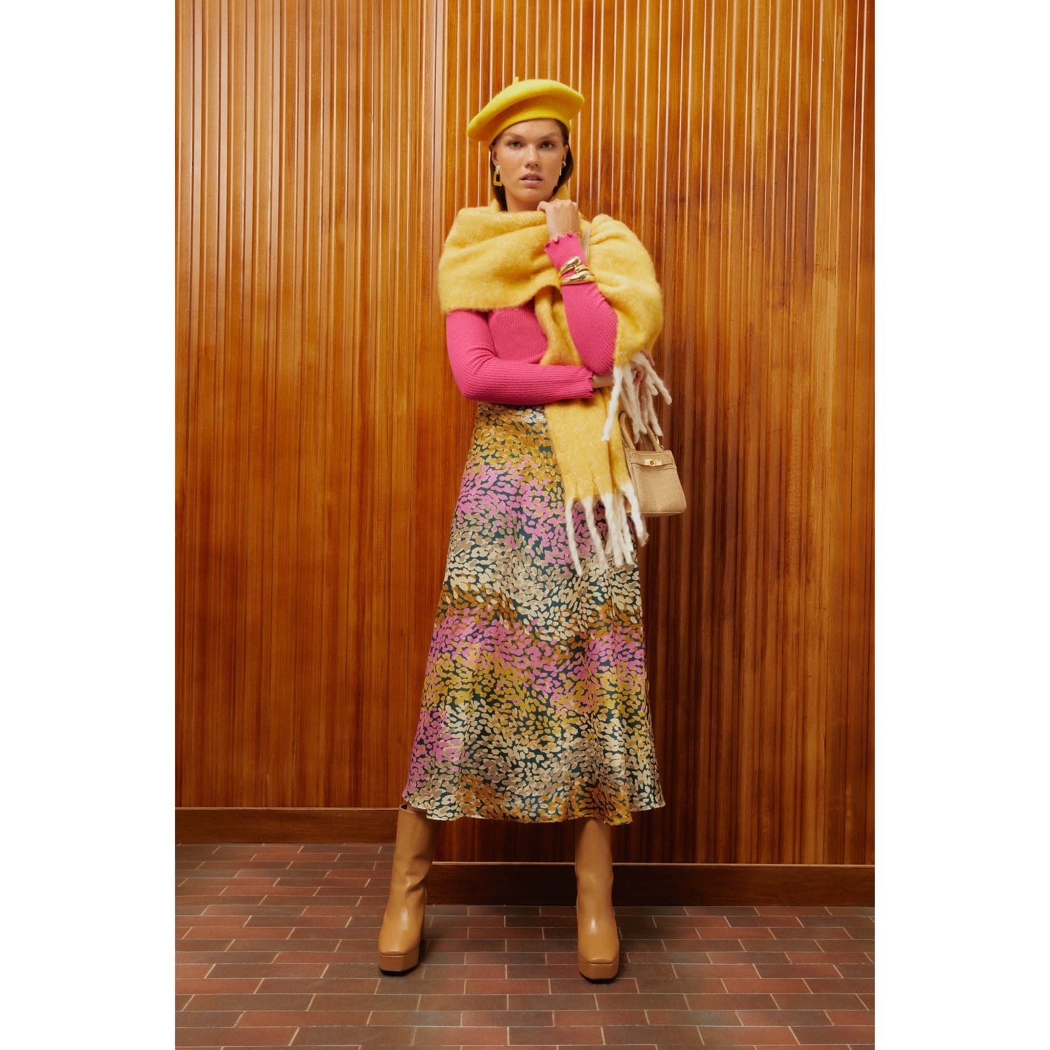 SOYUT DESENLİ A FORM MİDİ ETEK