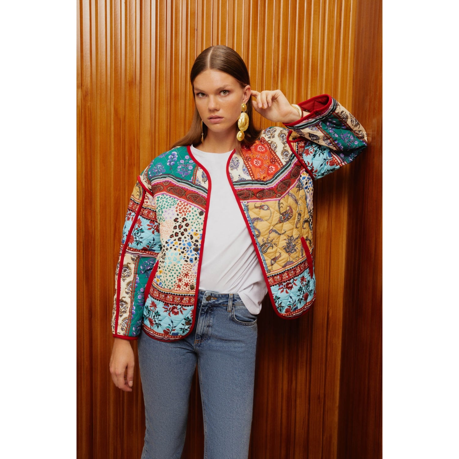 KAPİTONE DİKİŞLİ ETNİK DESENLİ MONT CEKET