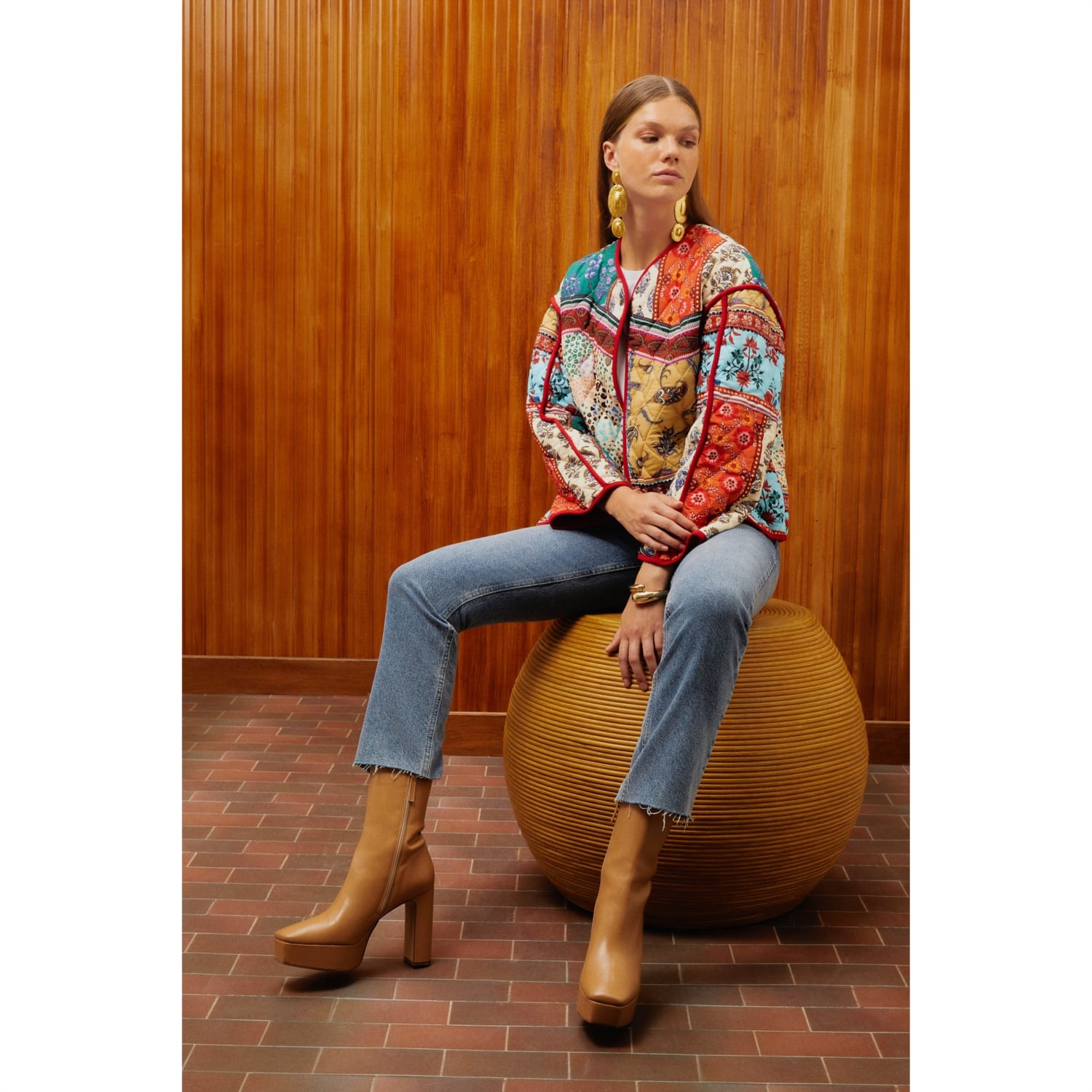 KAPİTONE DİKİŞLİ ETNİK DESENLİ MONT CEKET