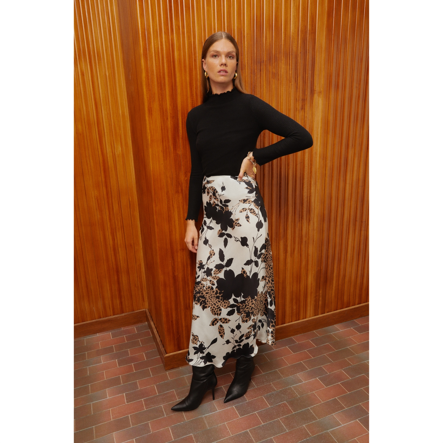 ÇİÇEK DESENLİ UZUN ETEK