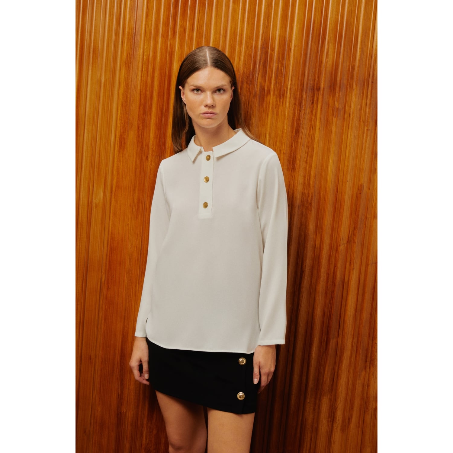 DÜĞME DETAYLI GÖMLEK YAKA BLUZ