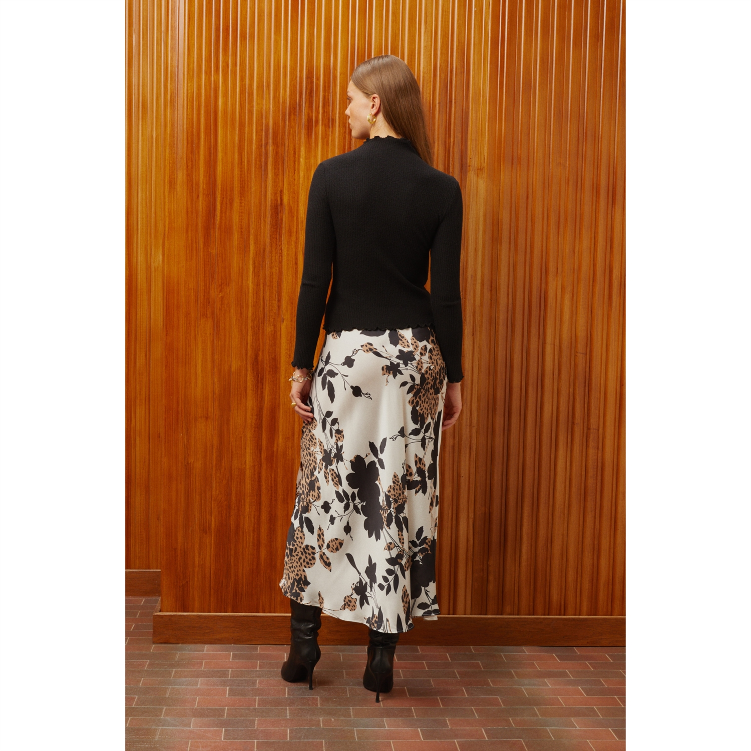 ÇİÇEK DESENLİ UZUN ETEK