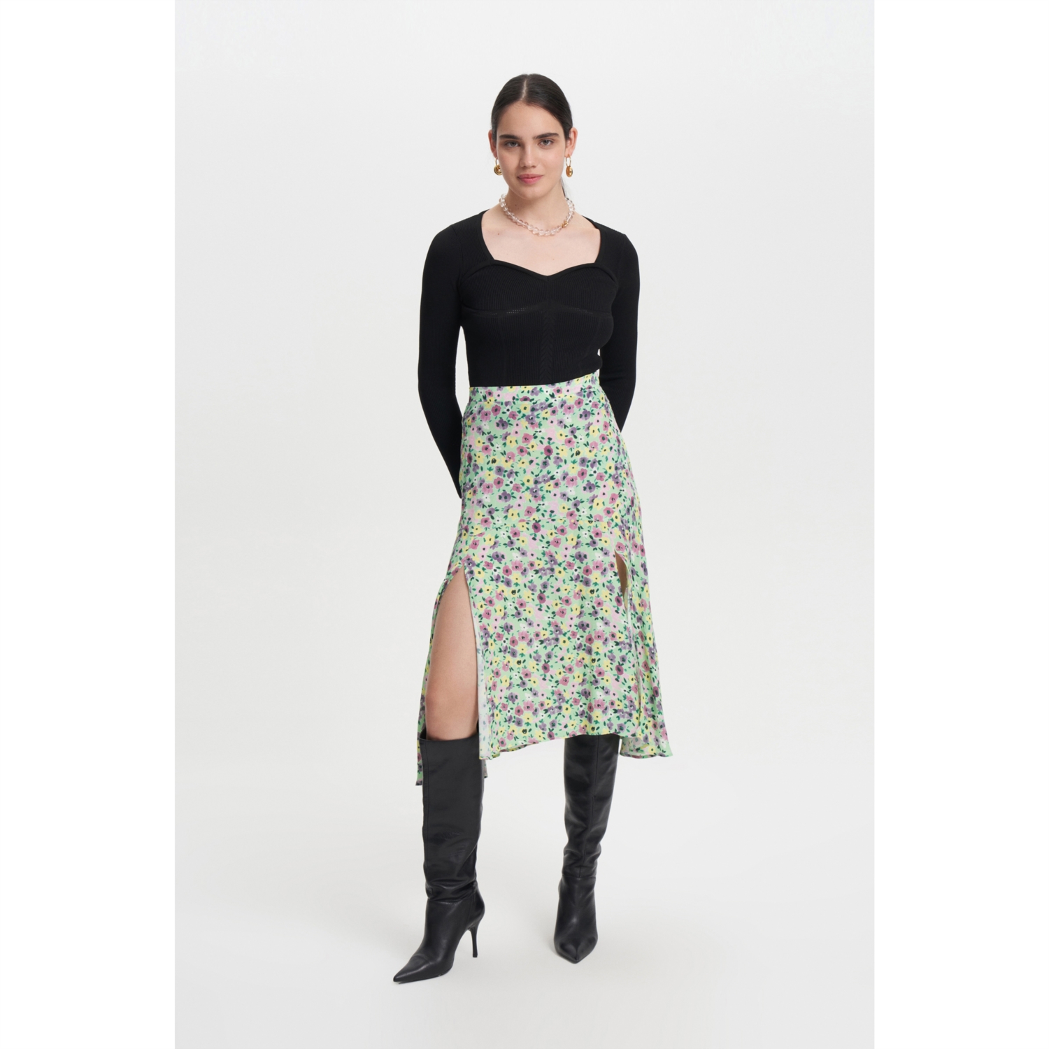 KALP YAKA DAR KESİM KAZAK