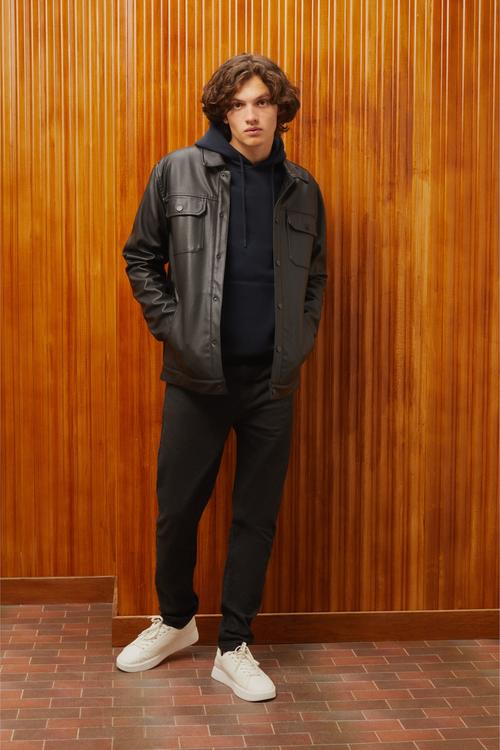  DERİ GÖRÜNÜMLÜ CEPLİ CEKET