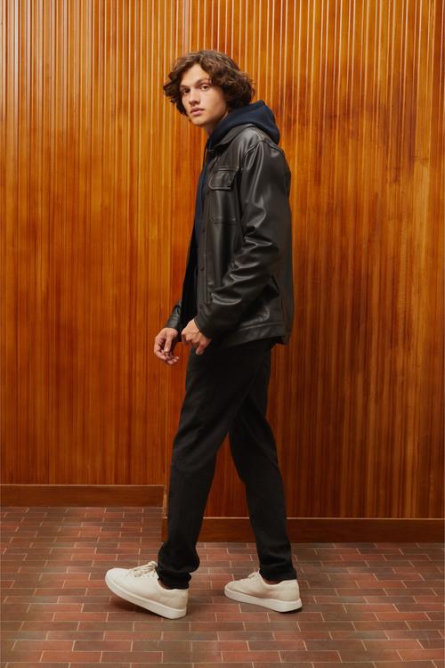  DERİ GÖRÜNÜMLÜ CEPLİ CEKET