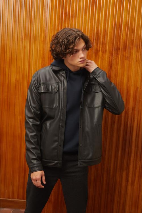  DERİ GÖRÜNÜMLÜ CEPLİ CEKET