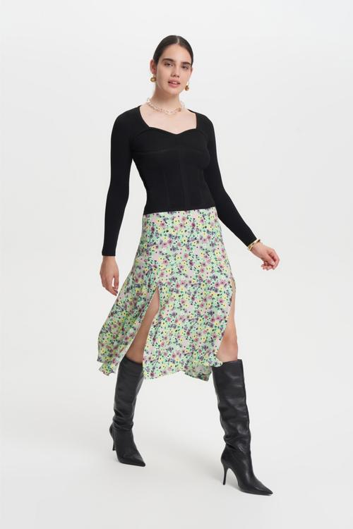  KALP YAKA DAR KESİM KAZAK