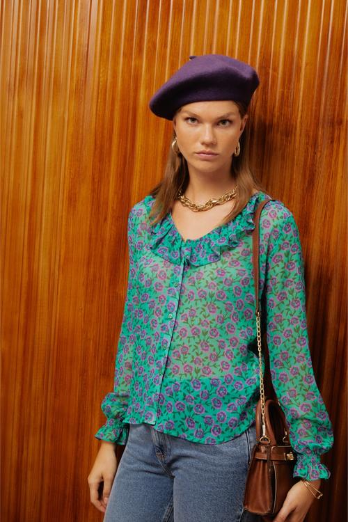  ÇİÇEK DESENLİ YAKASI FIRFIRLI ŞİFON GÖMLEK