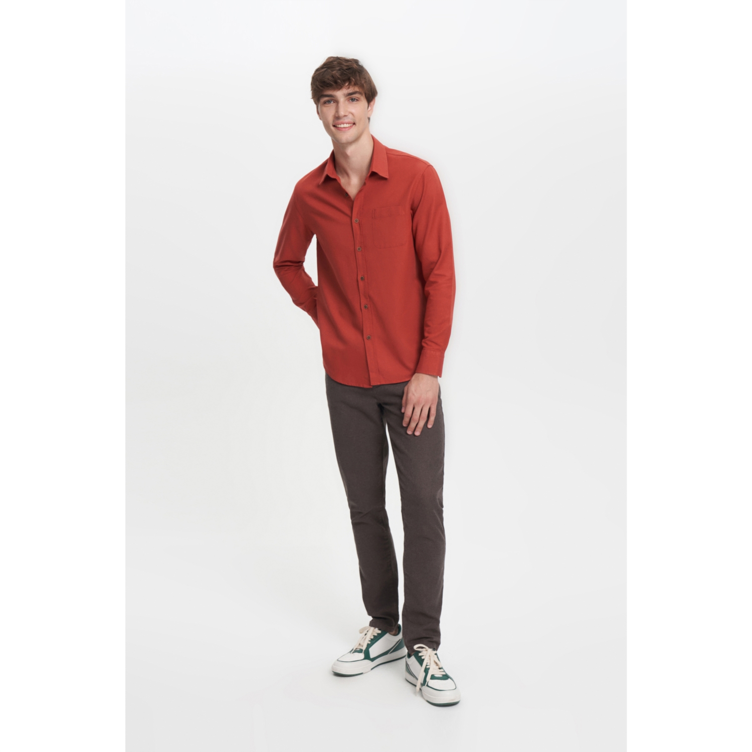 PAMUK KARIŞIMLI VİSKON REGULAR FIT GÖMLEK