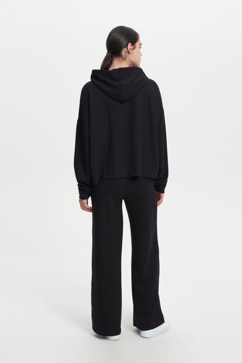  KAPÜŞONLU KANGURU CEPLİ SWEATSHIRT