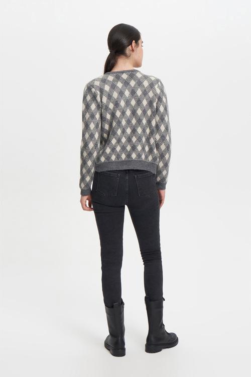  JAKARLI DÜĞMELİ HIRKA