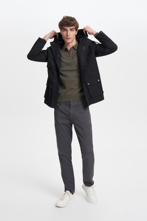  KAPÜŞONLU ÇOK CEPLİ KISA MONT