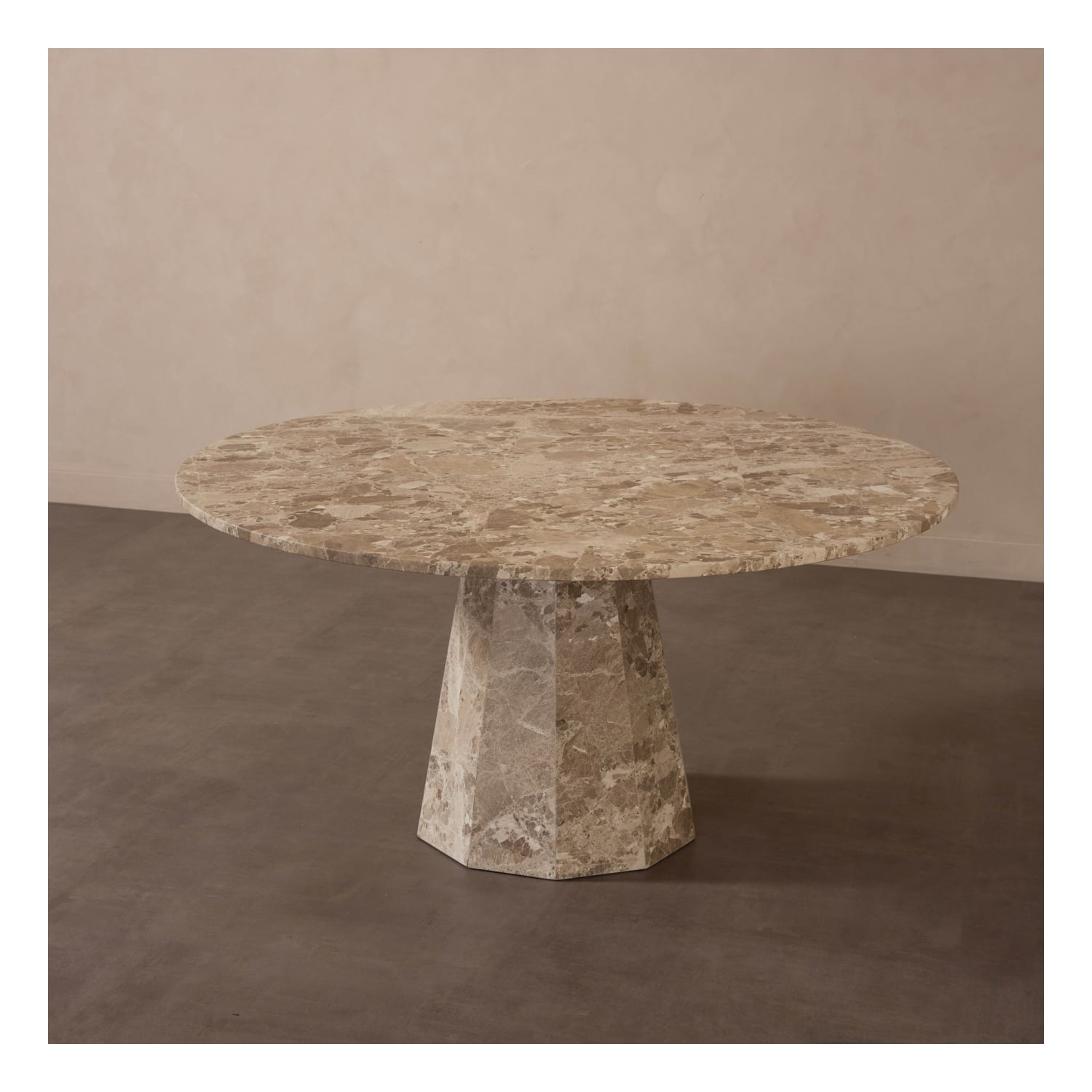 LATTE MERMER YUVARLAK YEMEK MASASI 150X150