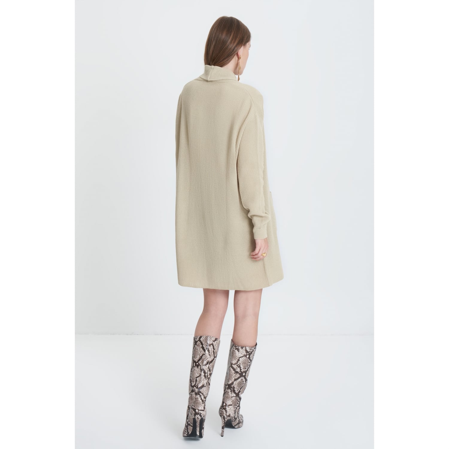 ŞAL YAKA UZUN KOLLU HIRKA