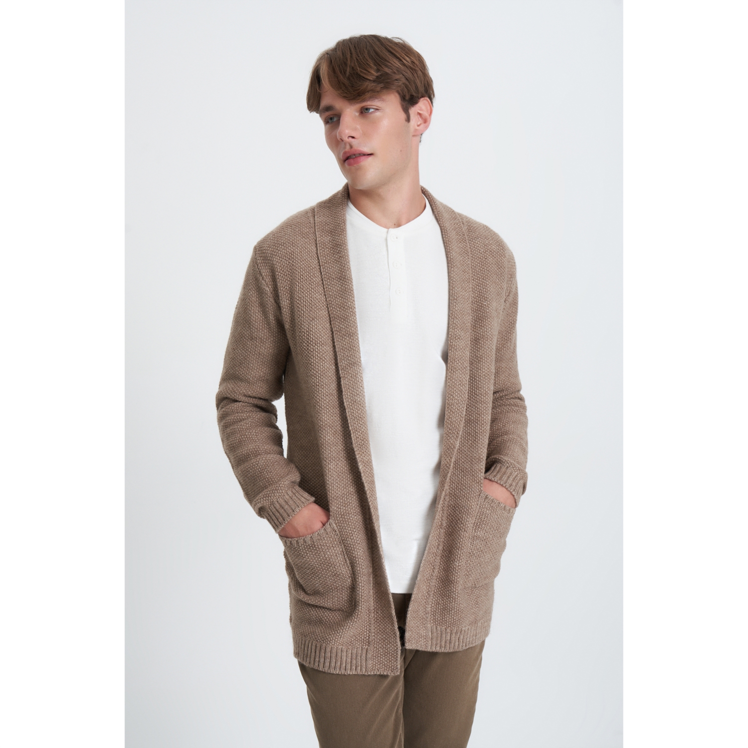 ŞAL YAKA TRİKO HIRKA