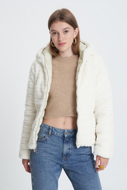  PELUŞ ÇİFT TARAFLI KAPİTONELİ MONT