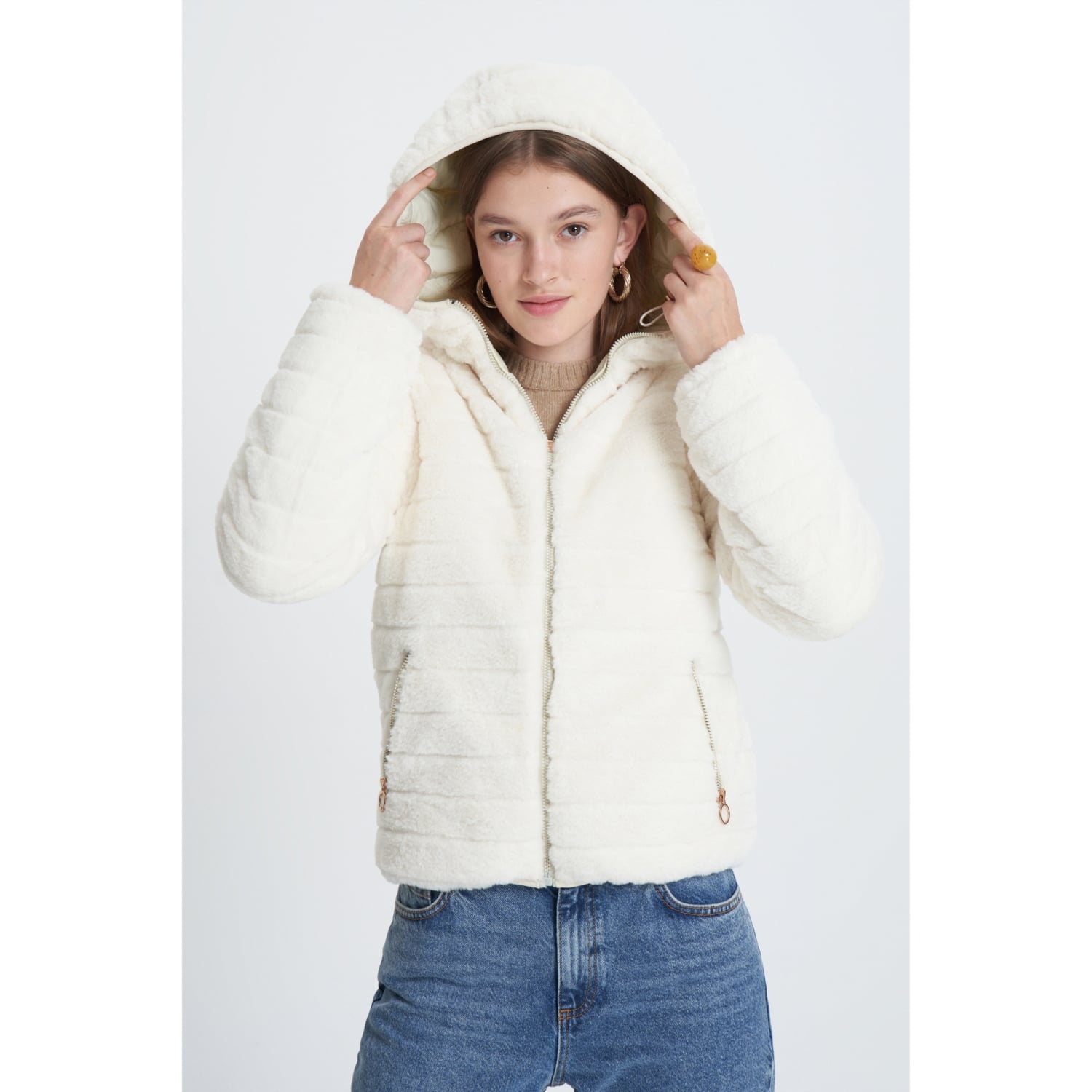 PELUŞ ÇİFT TARAFLI KAPİTONELİ MONT