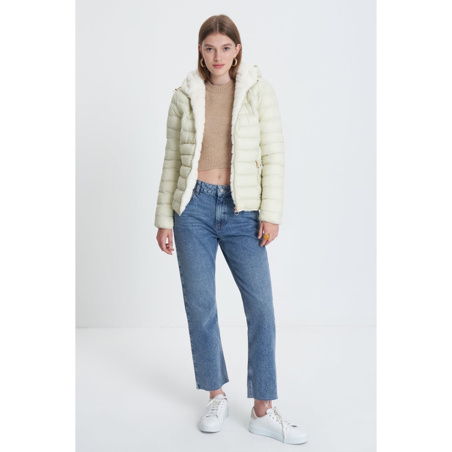 PELUŞ ÇİFT TARAFLI KAPİTONELİ MONT