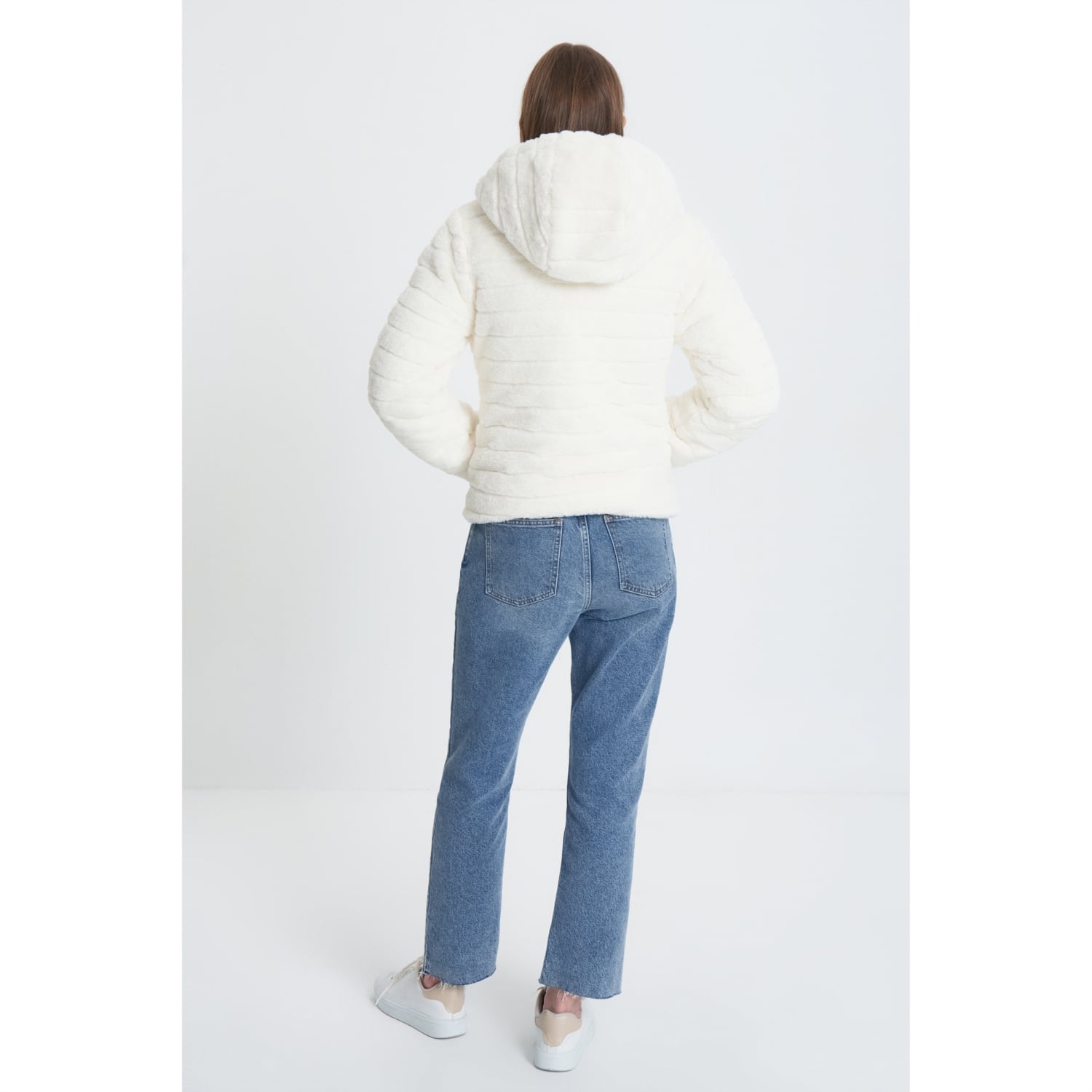 PELUŞ ÇİFT TARAFLI KAPİTONELİ MONT