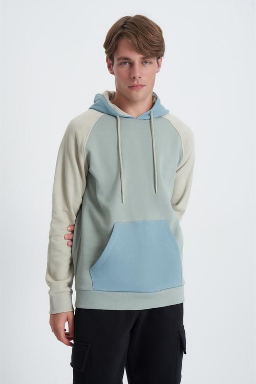  KAPÜŞONLU KANGURU CEPLİ SWEATSHIRT