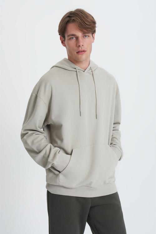  KAPÜŞONLU KANGURU CEPLİ SWEATSHIRT