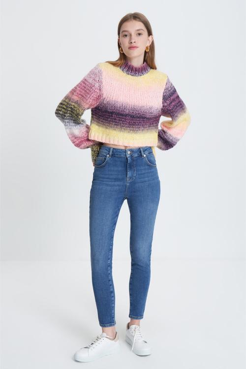  DİK YAKA TRİKO CROP KAZAK