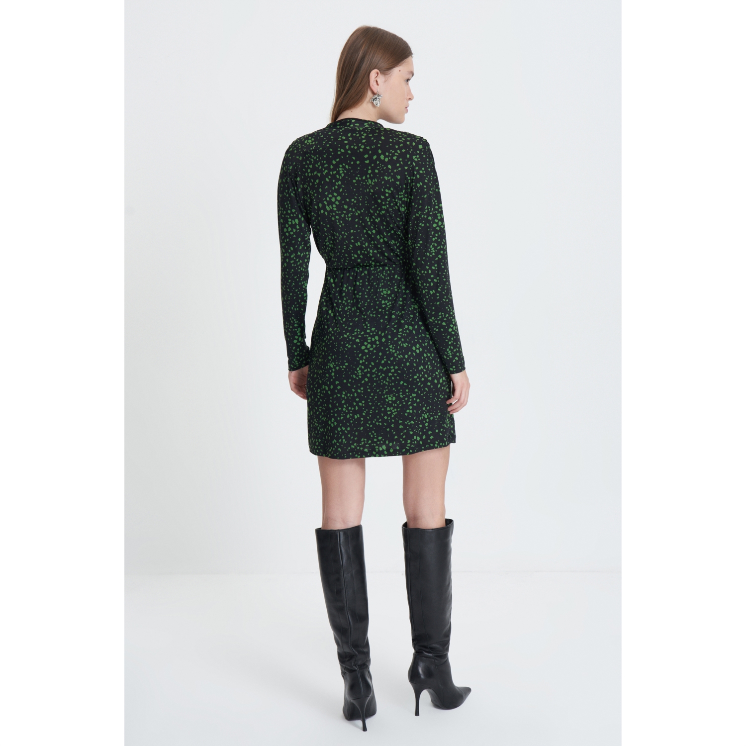 BASKILI UZUN KOLLU MİNİ KRUVAZE ELBİSE