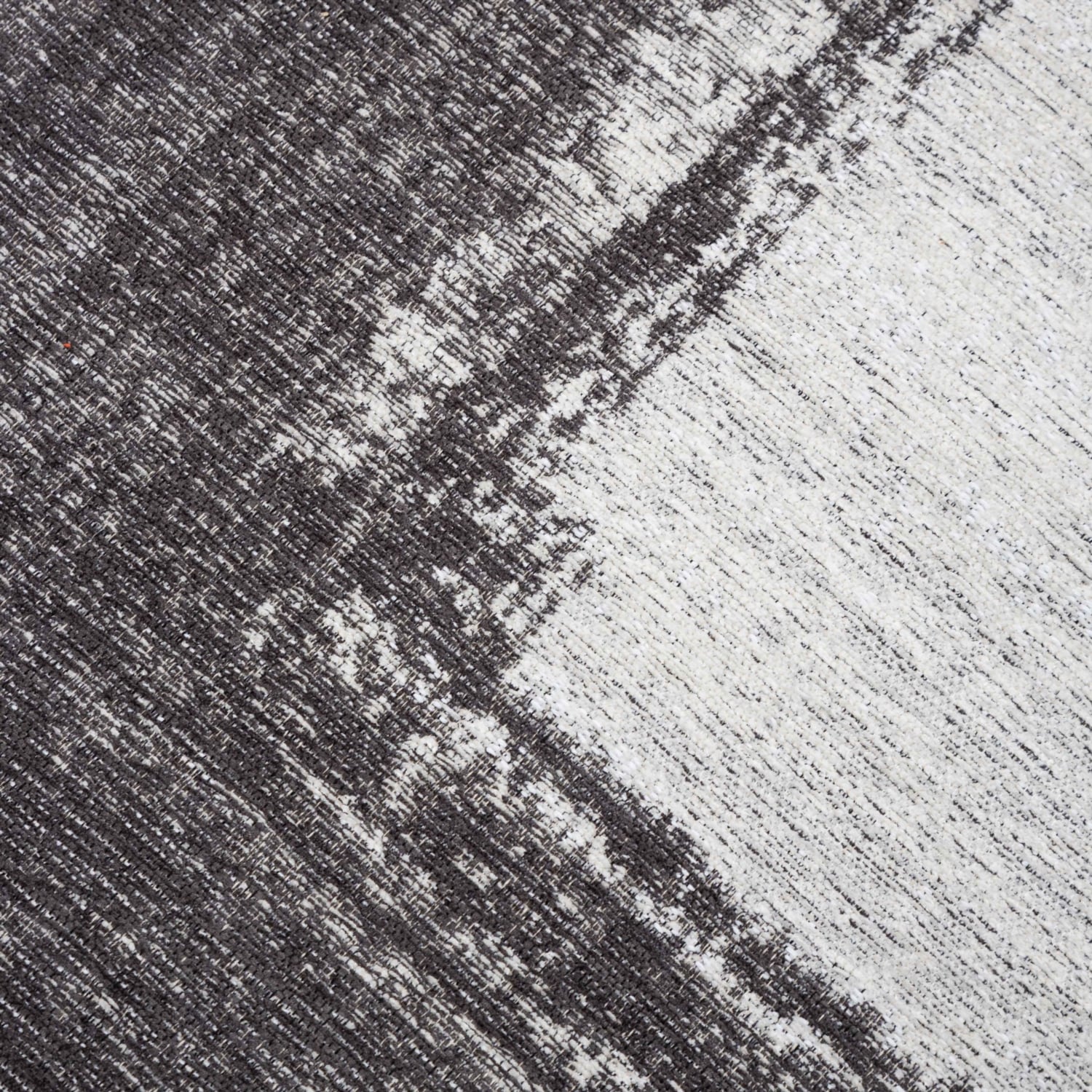 TRISHA YOLLUK SİYAH 80x300