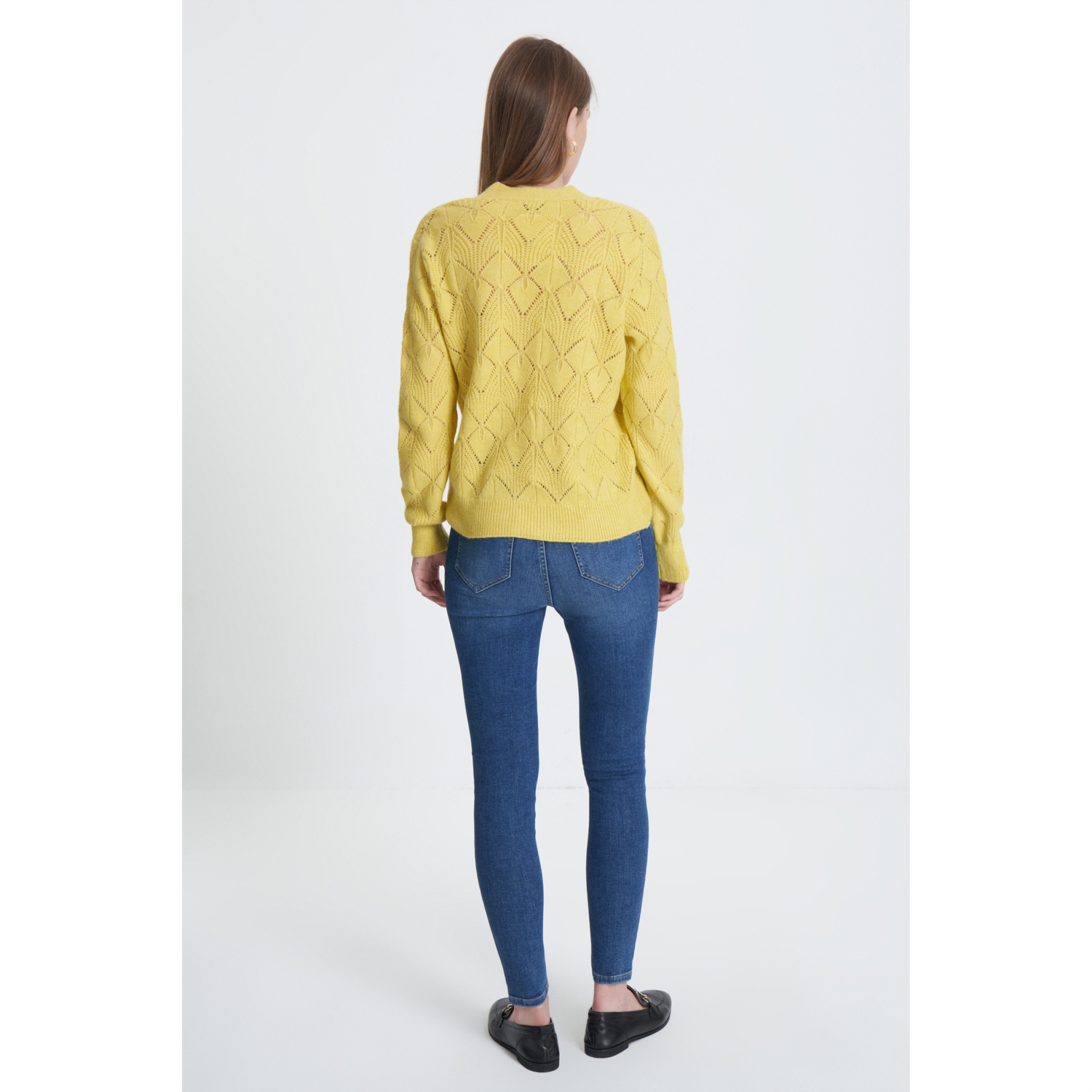 TAŞLI DÜĞME DETAYLI TRİKO HIRKA