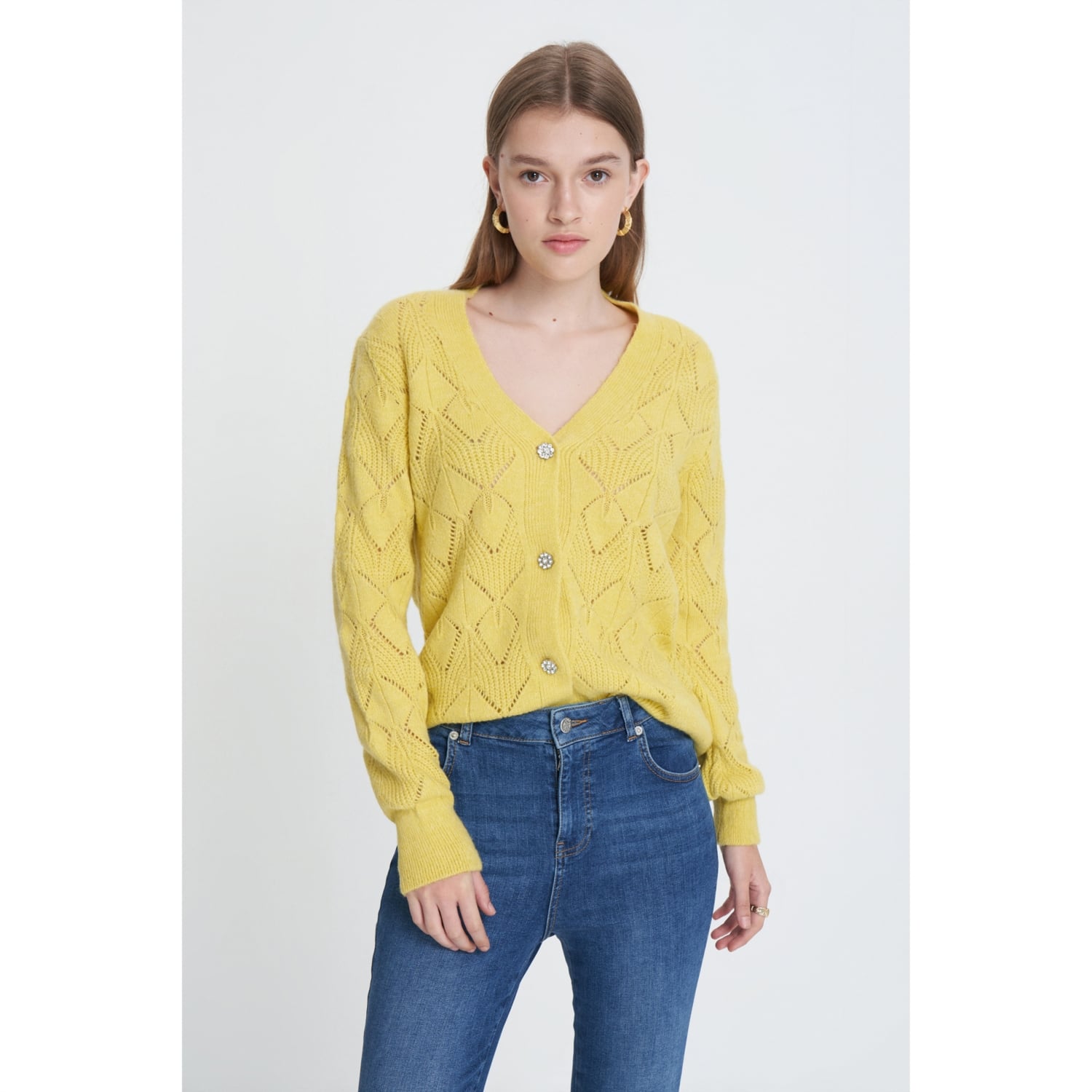 TAŞLI DÜĞME DETAYLI TRİKO HIRKA