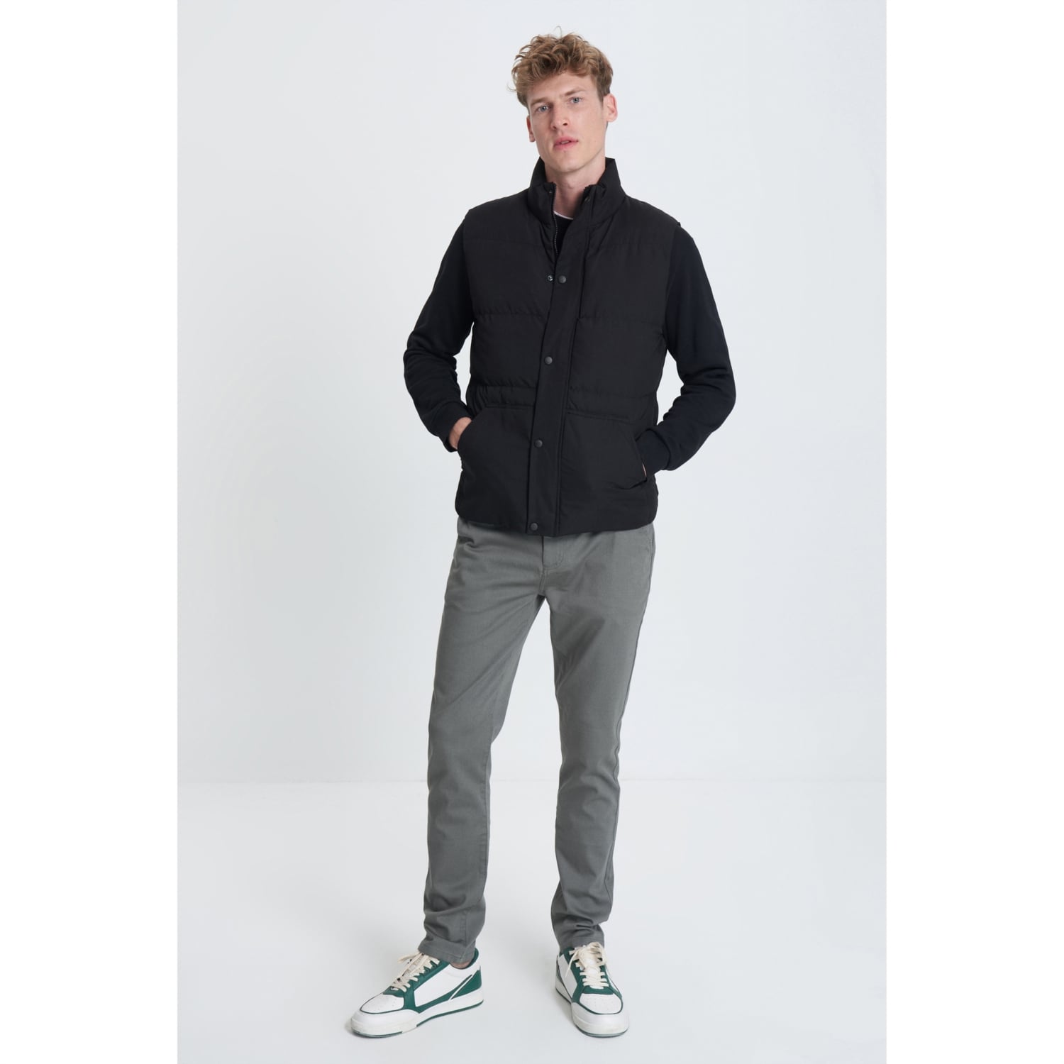 DİK YAKA ŞİŞME YELEK