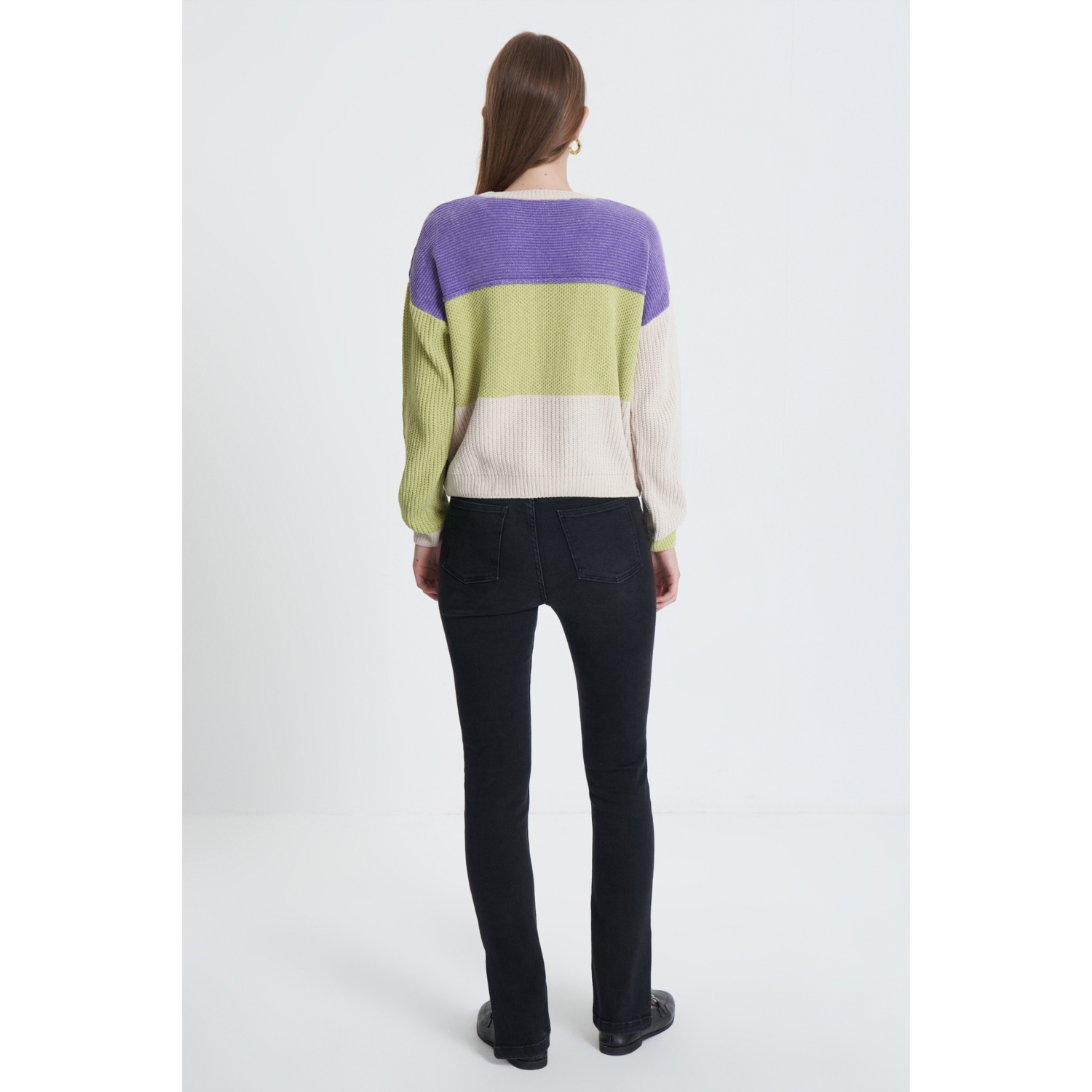 RENK BLOKLU BİSİKLET YAKA TRİKO KAZAK