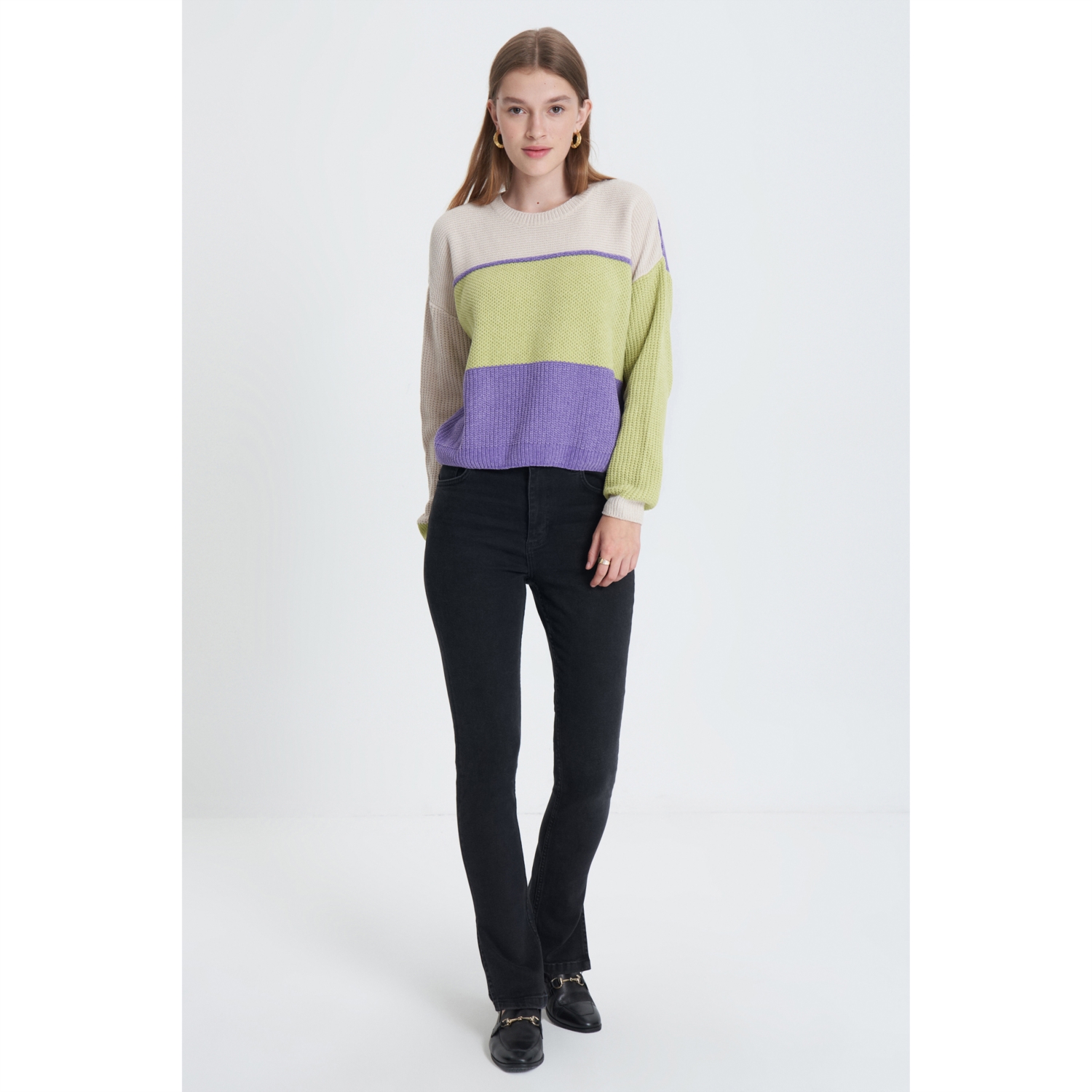 RENK BLOKLU BİSİKLET YAKA TRİKO KAZAK