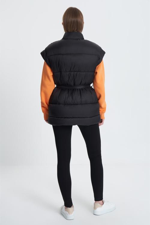  BELİ KUŞAKLI ŞİŞME YELEK