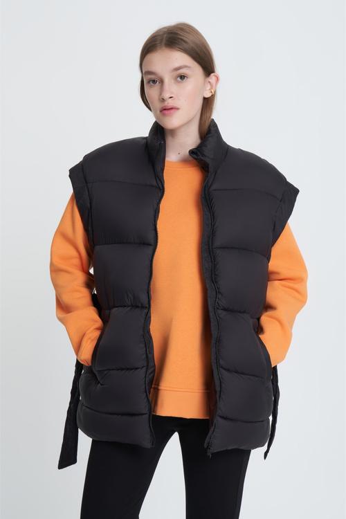  BELİ KUŞAKLI ŞİŞME YELEK