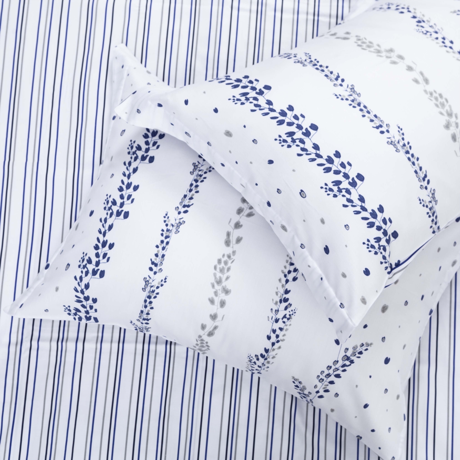 CRUZ NEVRESİM TAKIMI ÇİFT KİŞİLİK BEYAZ 200X220