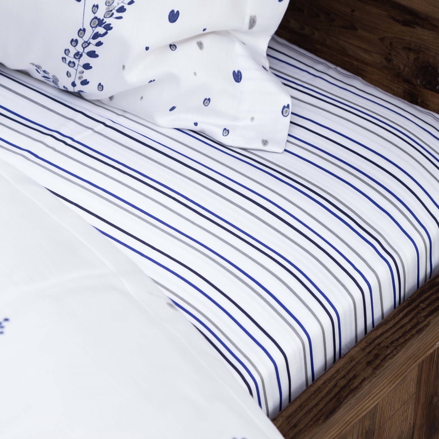 CRUZ NEVRESİM TAKIMI ÇİFT KİŞİLİK BEYAZ 200X220