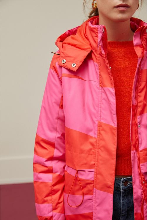  BASKILI KAPÜŞONLU MONT