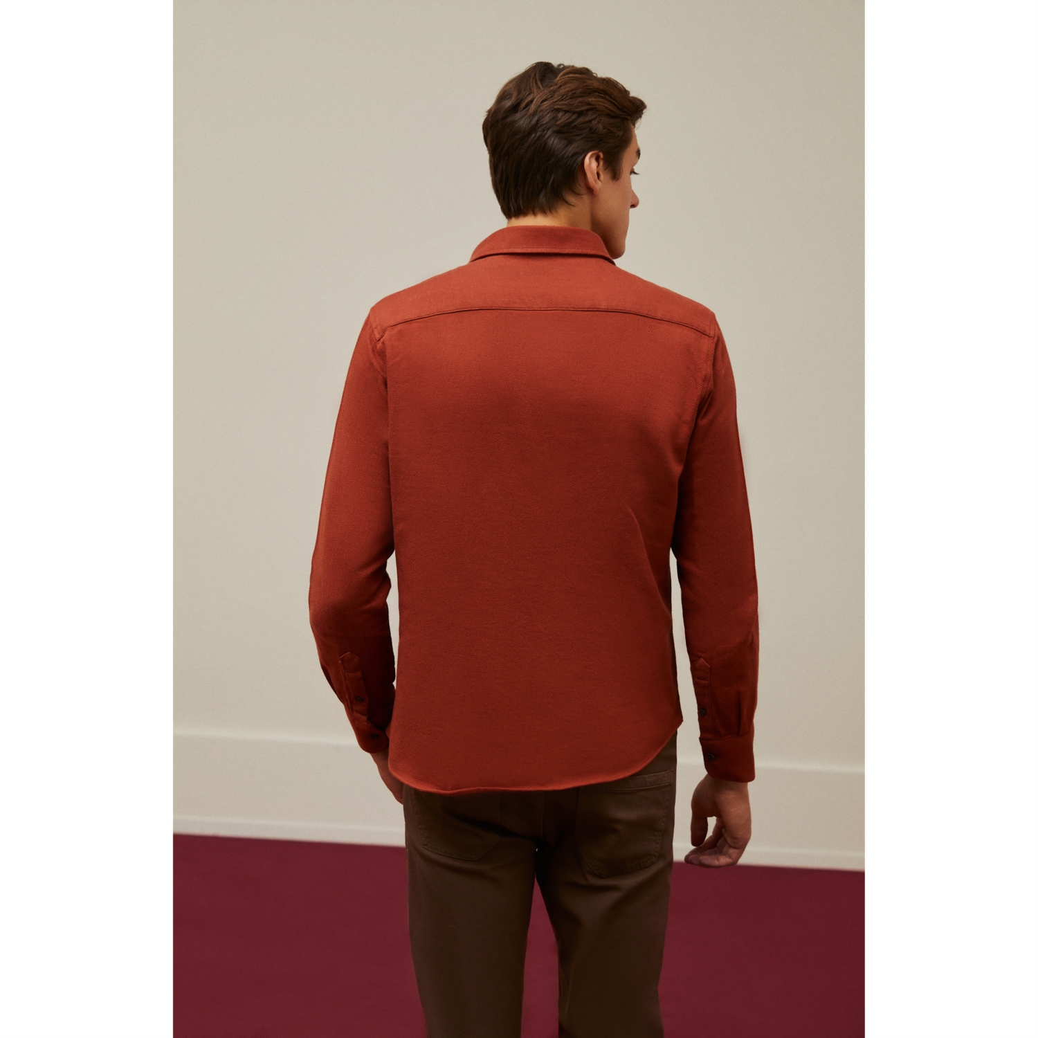 REGULAR FIT CEPLİ TWILL GÖMLEK