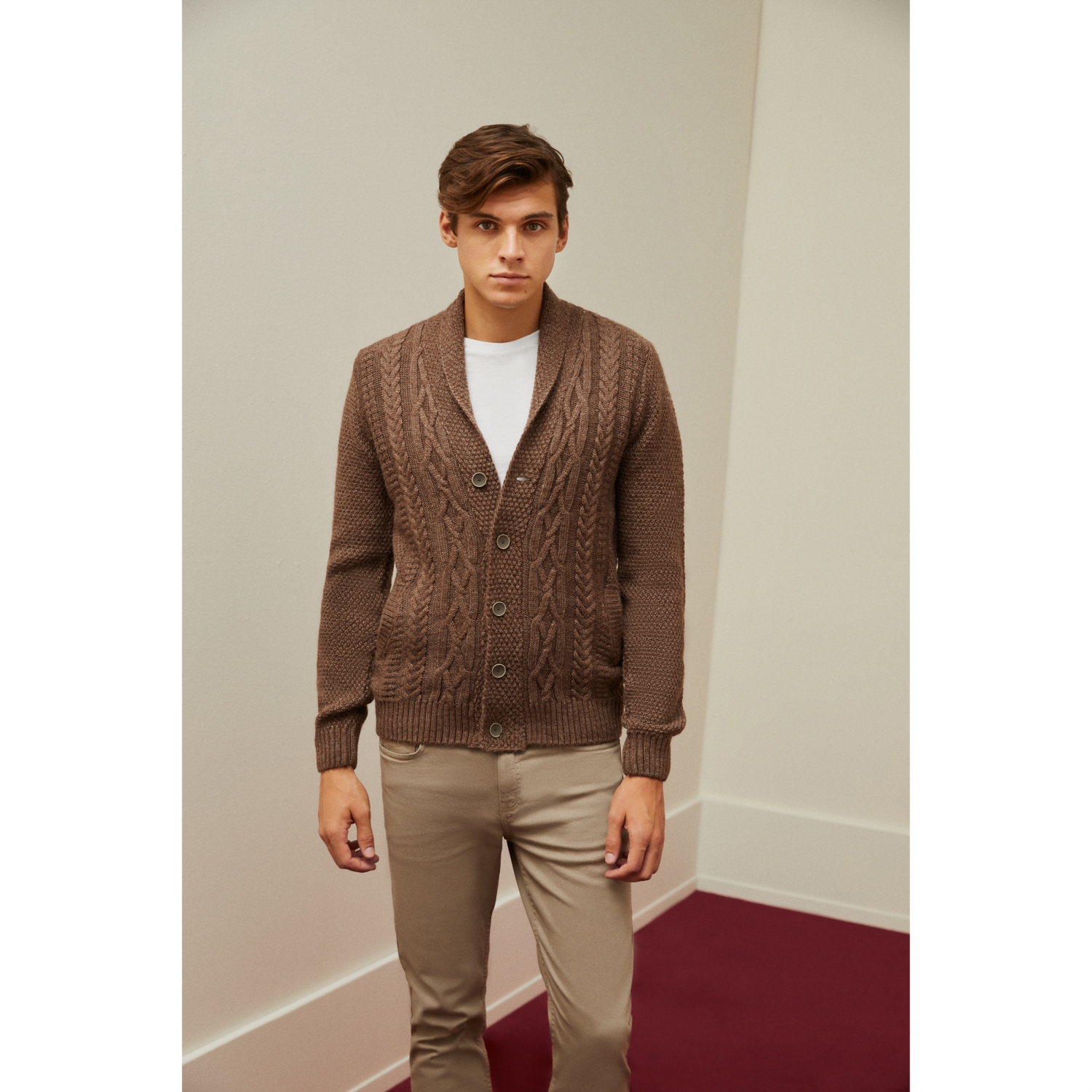 ŞAL YAKA SAÇ ÖRGÜLÜ UZUN KOLLU TRİKO HIRKA