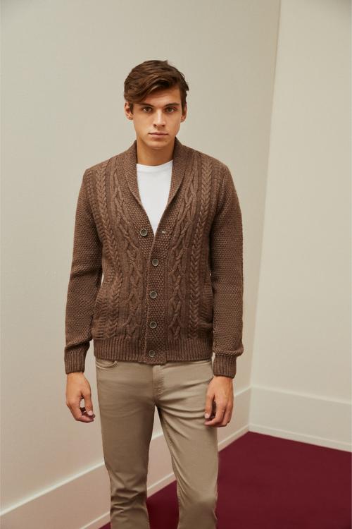  ŞAL YAKA SAÇ ÖRGÜLÜ UZUN KOLLU TRİKO HIRKA