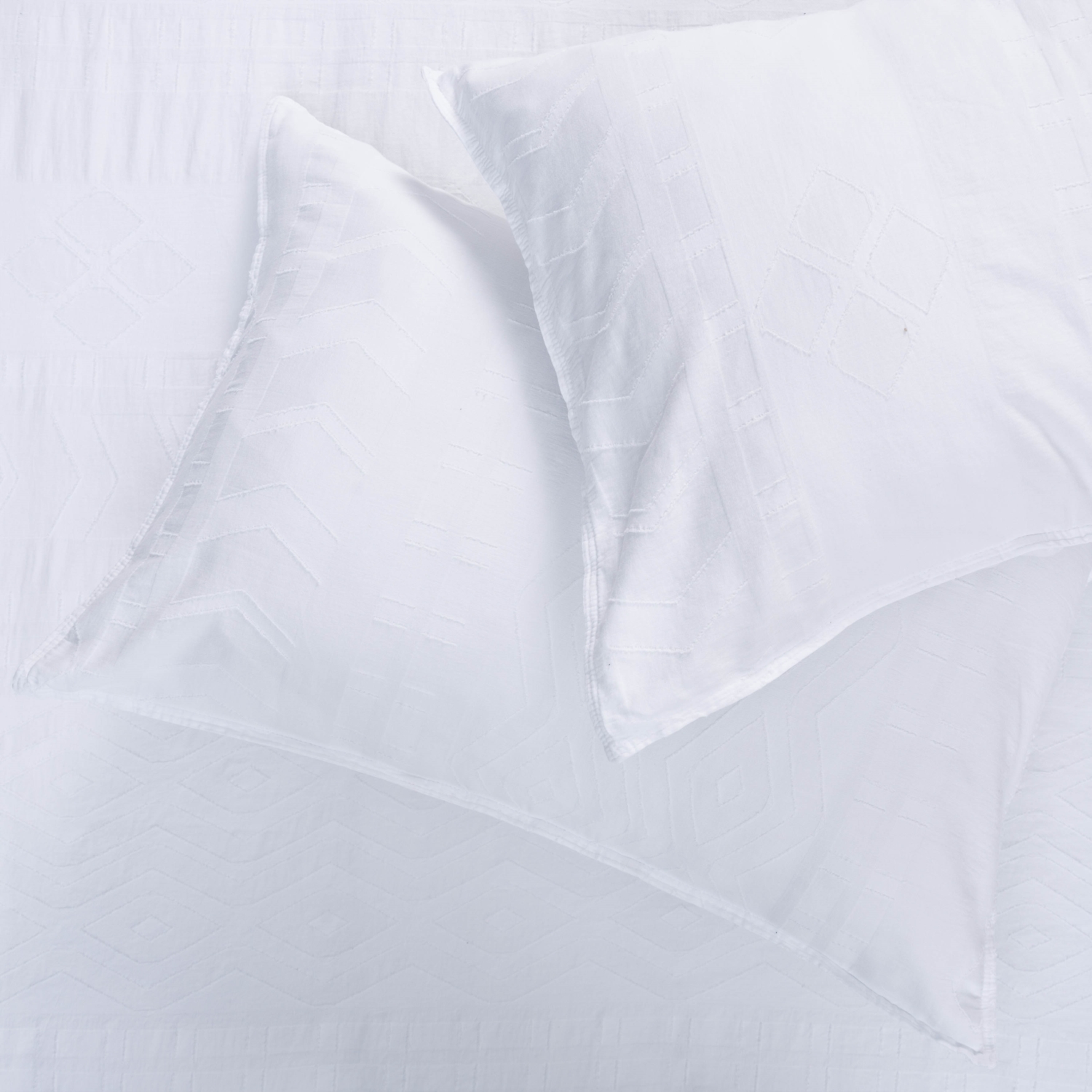 SOHO NEVRESİM SETİ ÇİFT KİŞİLİK BEYAZ 200X220