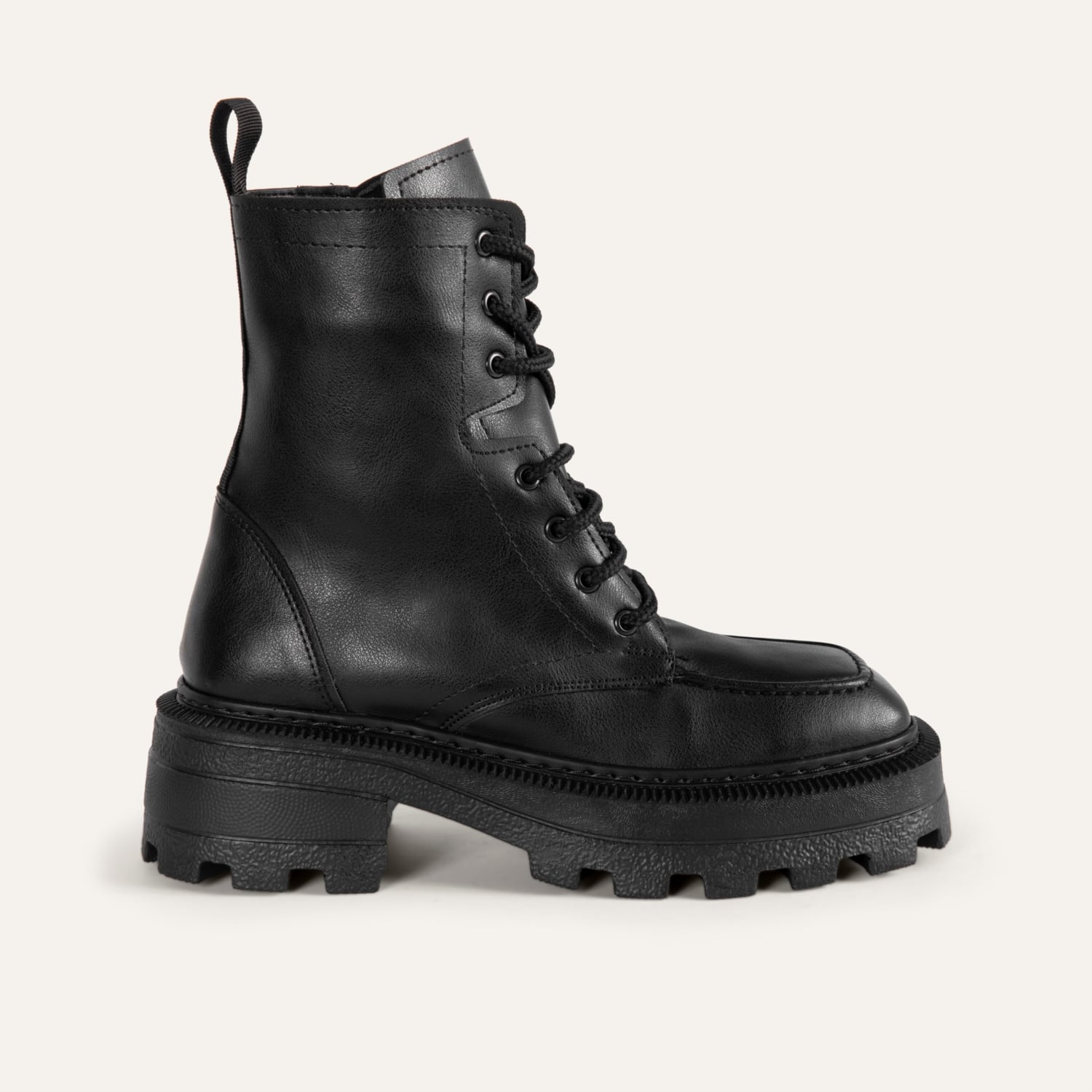 KALIN TOPUKLU DERİ GÖRÜNÜMLÜ BOT