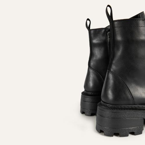  KALIN TOPUKLU DERİ GÖRÜNÜMLÜ BOT